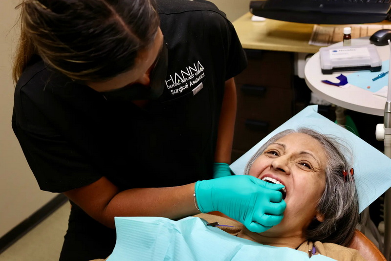 how long does dental implant healing take_14