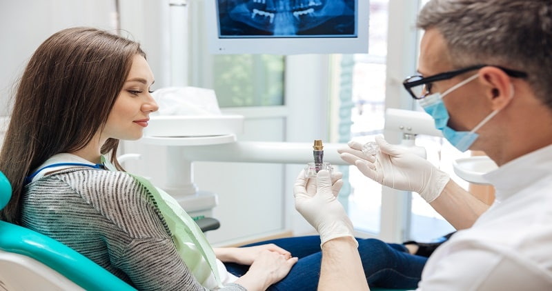 i get a dental implant 2 years after extraction_1